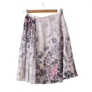 Joan & David flouncy skirt, half pleated, Size EU 36, US 6, S